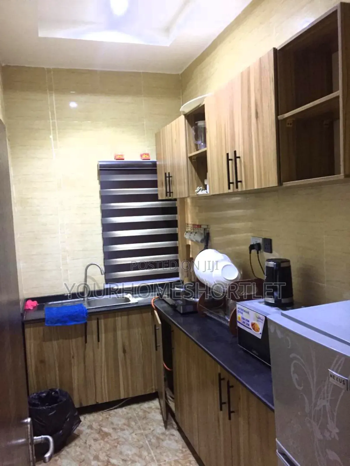 Luxury 2 / 3 Bedroom Flat Swimming Pool in Allen Avenue