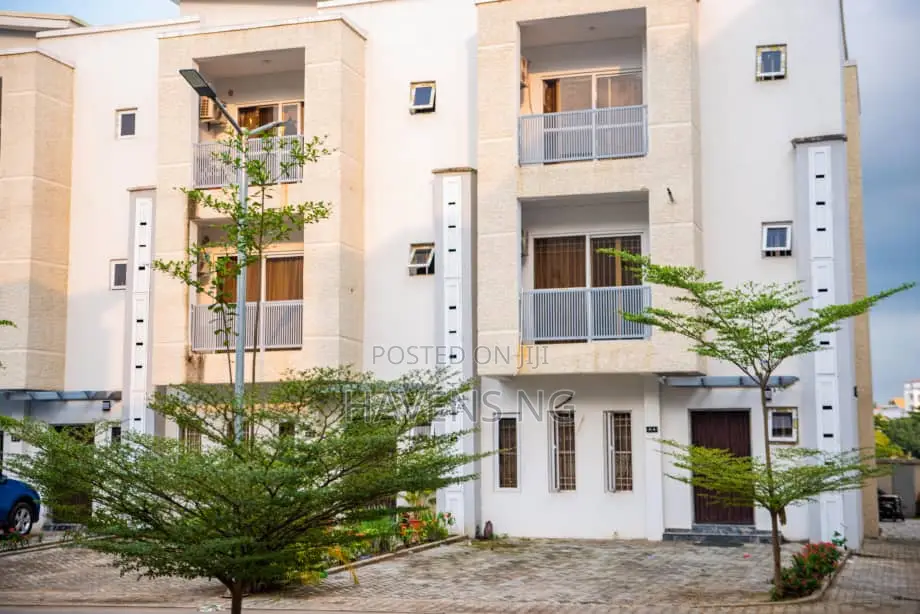 For Short or Long Stay: Stylish Studio Apartment in Katampe (Main)