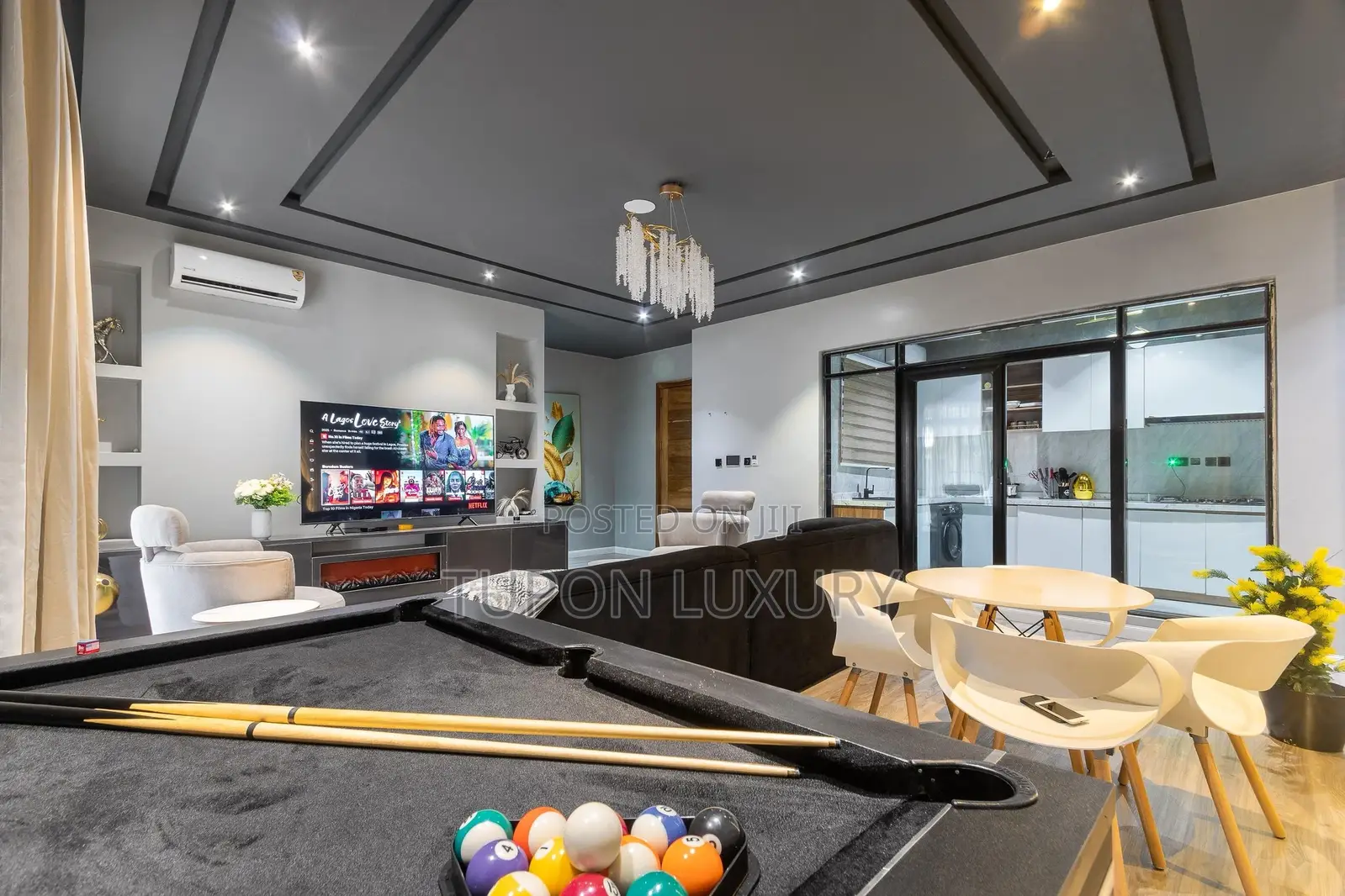 Luxury 2bedroom With Pool, Gym , Ps5 and Snooker in Ikate