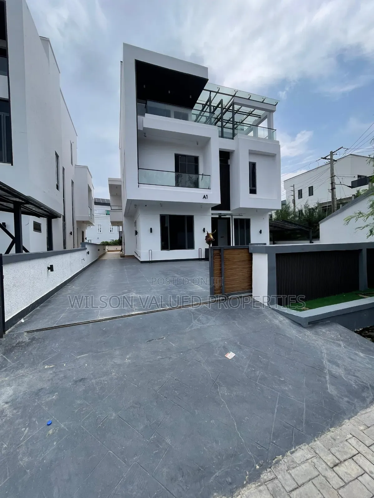 6bdrm Duplex in Wvp Homes 🏡, Lekki Phase 1 for sale in Lekki Phase 1