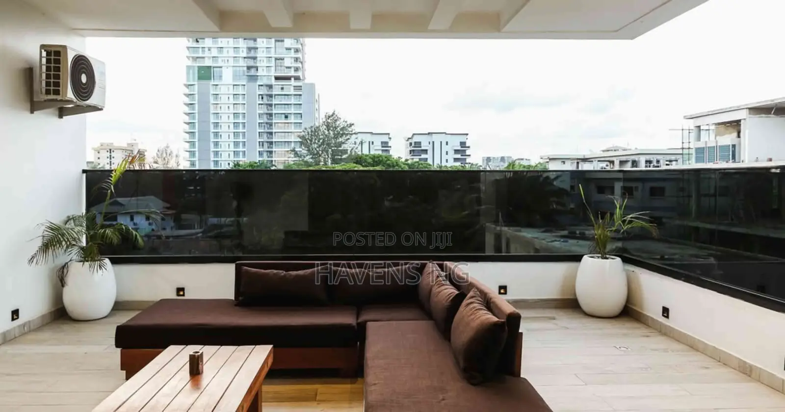 Premium Exclusive 3-Bedroom Penthouse Apartment in Bourdillon