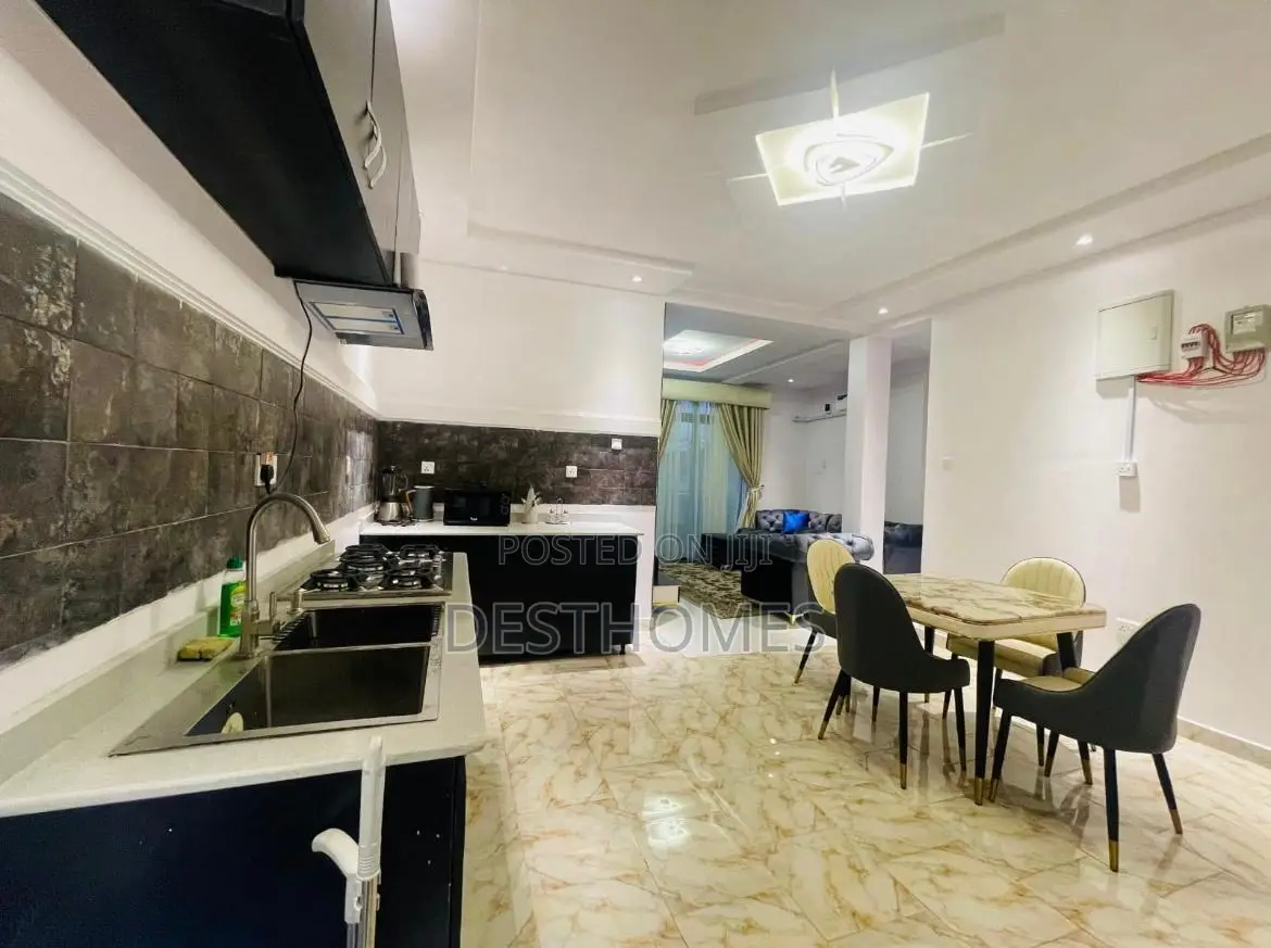 2bedroom Apartment at Ladoke Akintola Gra Ikeja in Ikeja GRA