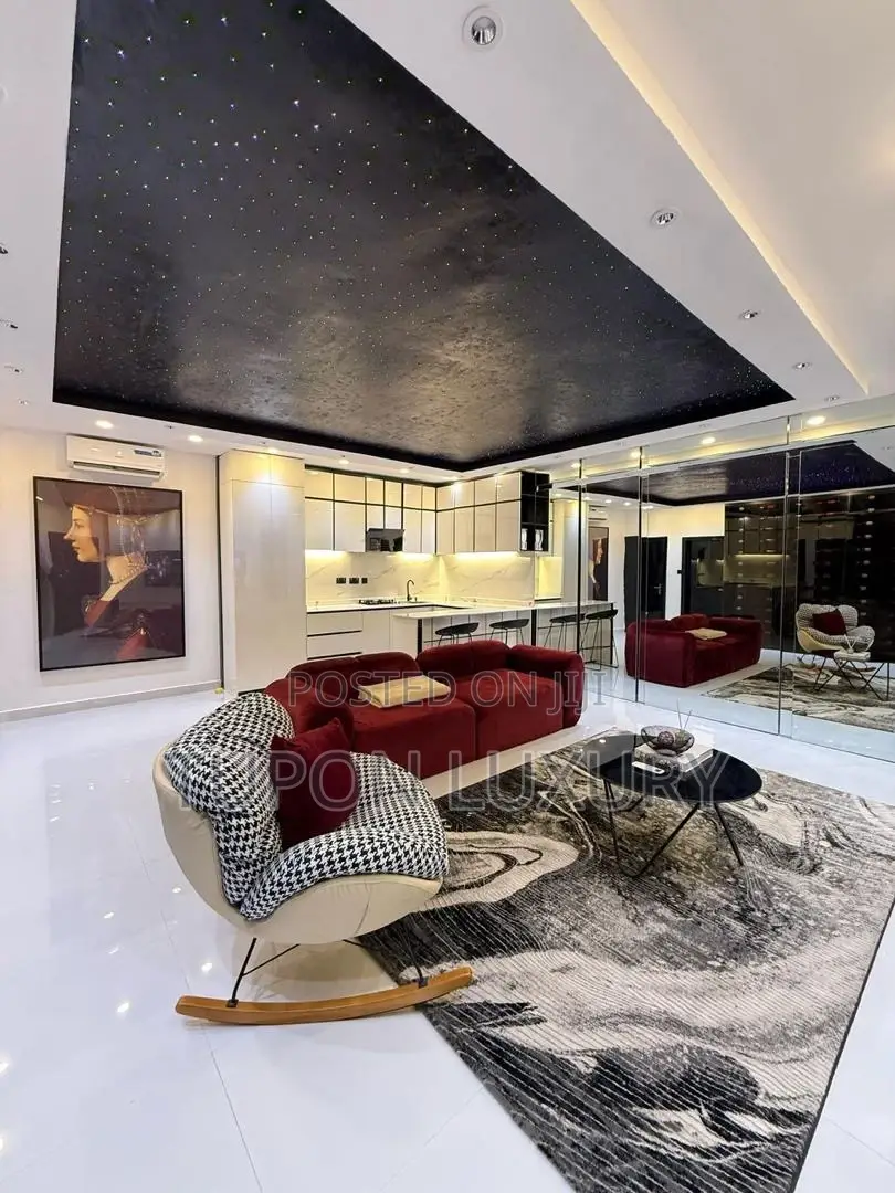 Deluxe 2 Bedroom Apartment With a Private Cinema Bathub in Chevron