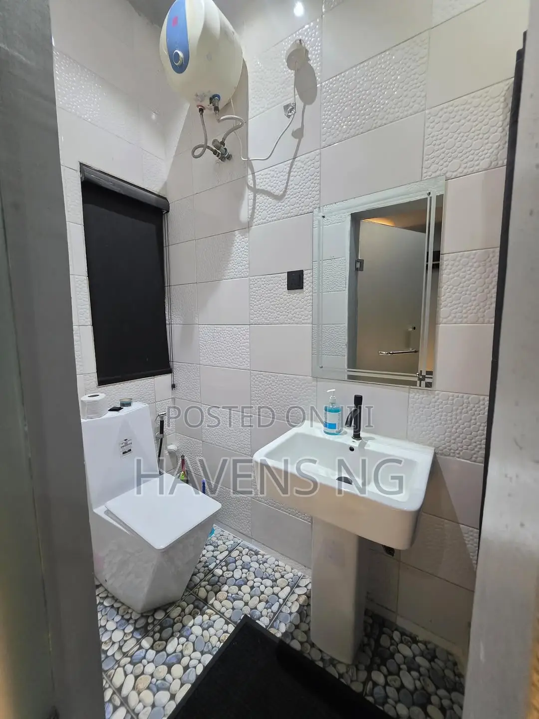 1-Bedroom Apartment for Shortlet in Lekki Phase 1