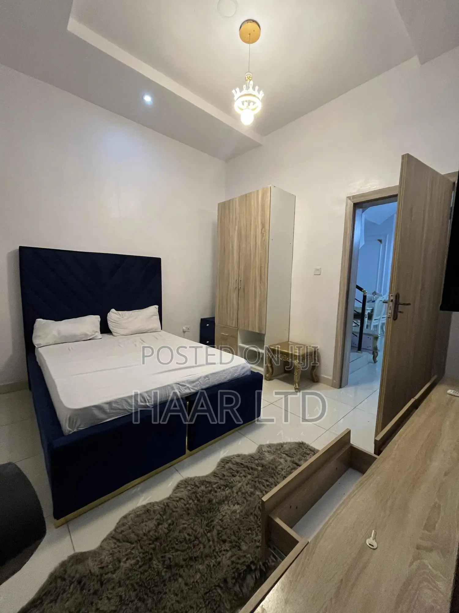 Monthly Room Available With 24hrs Light,Wifi,Pool and Gym in Lekki Phase 2