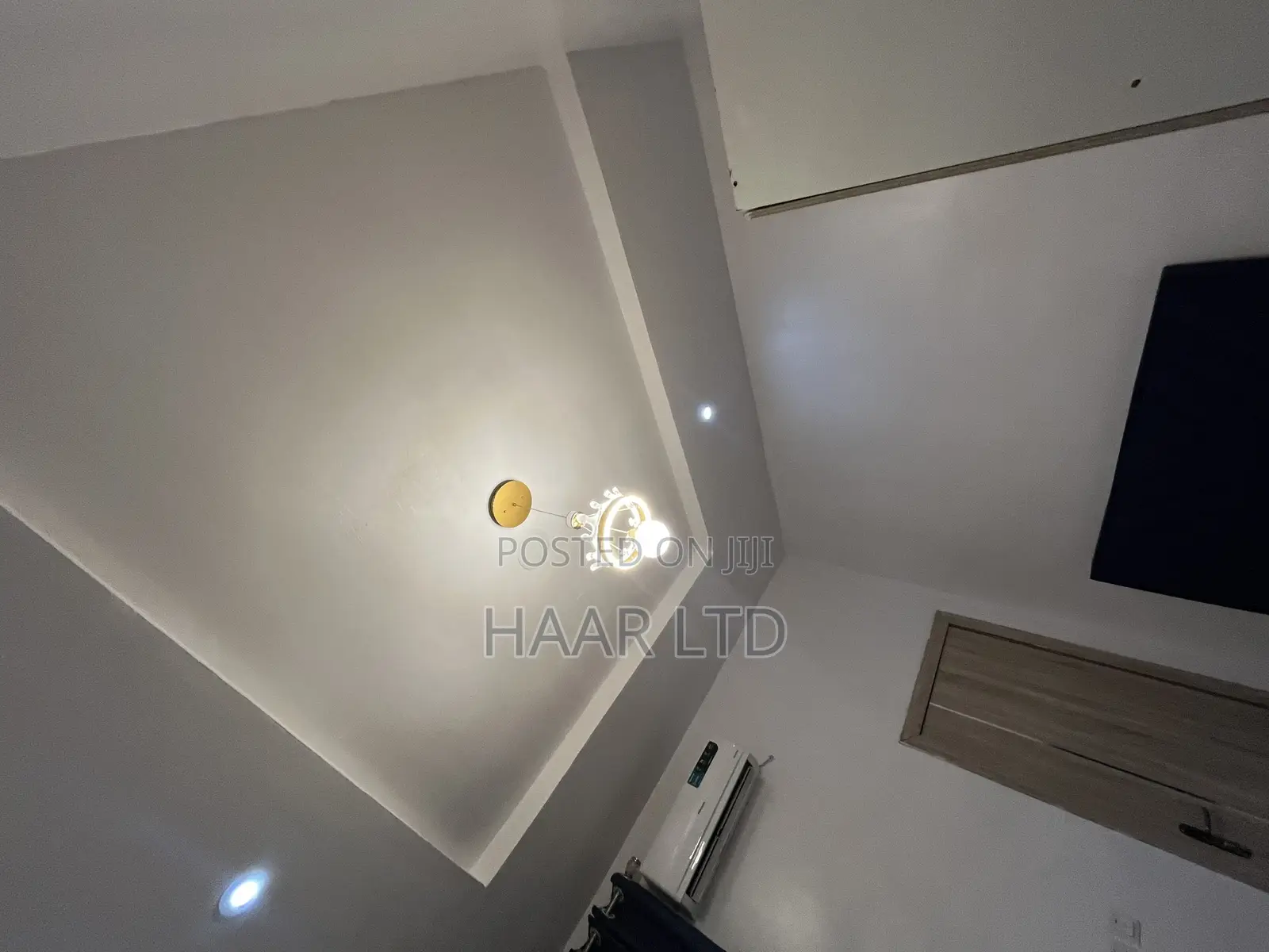 Daily Luxury Room Available With Pool,Gym,Wifi in Lekki Phase 2
