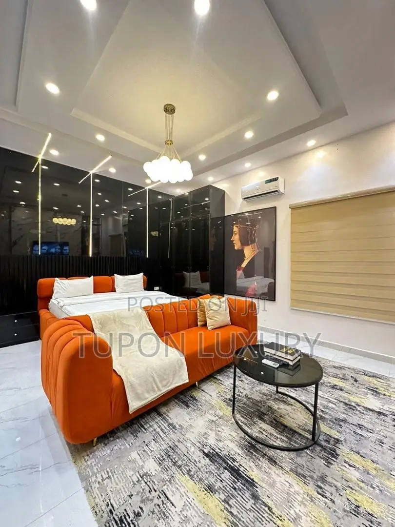 Standard Luxury Studio Apartment in Chevron in Chevron