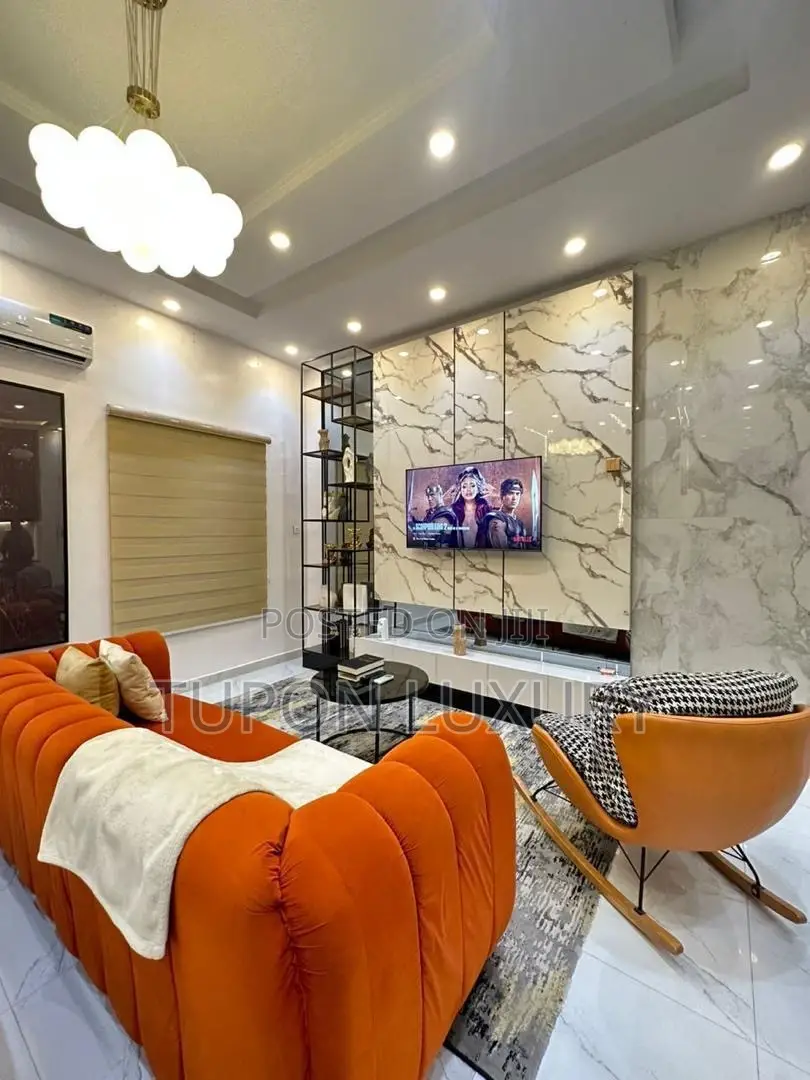 Standard Luxury Studio Apartment in Chevron in Chevron