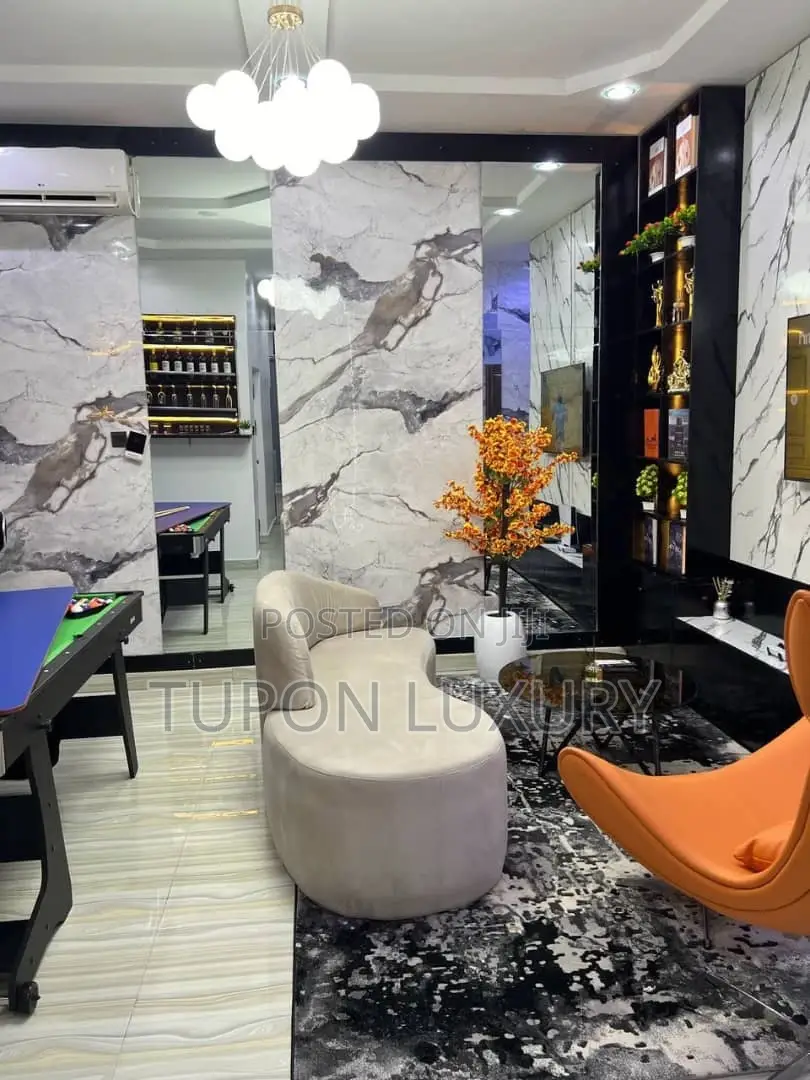 1 Bedroom With Bar, Ps5 With Snooker in Osapa London in Osapa london