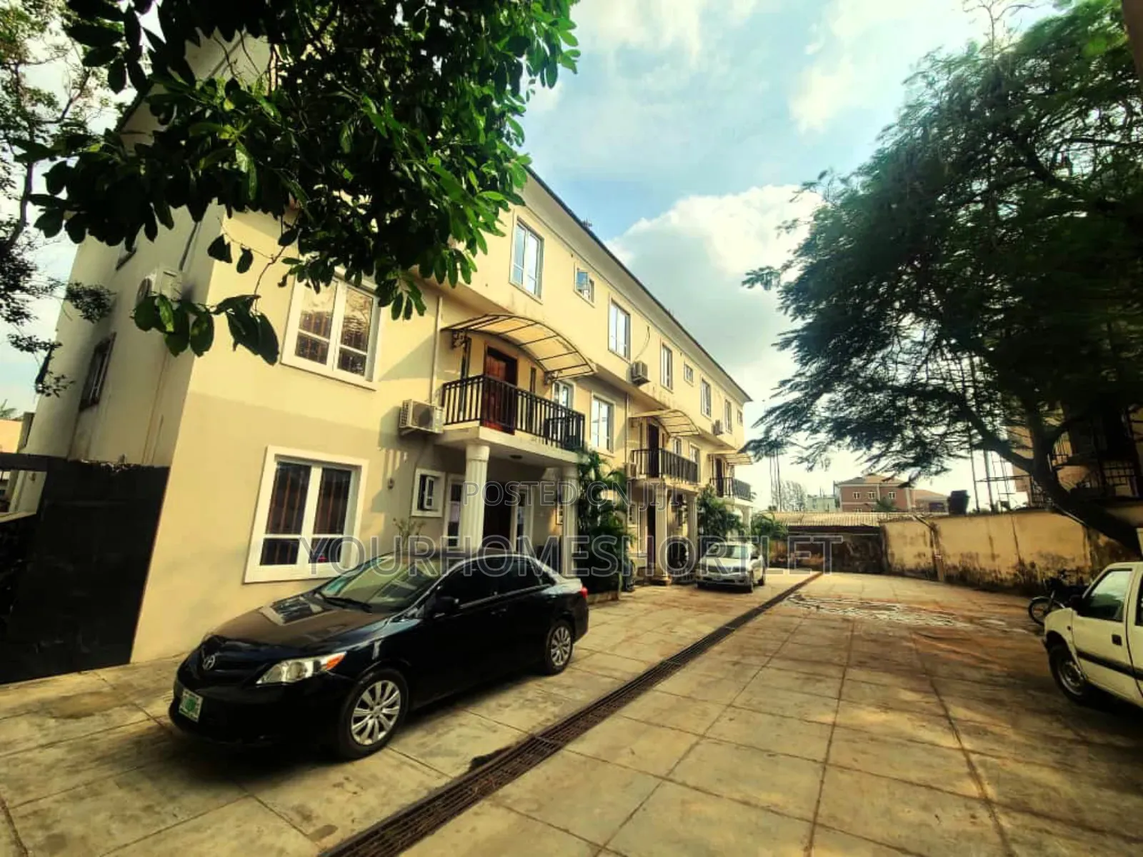Studio Apartment With Snooker in Ikeja GRA