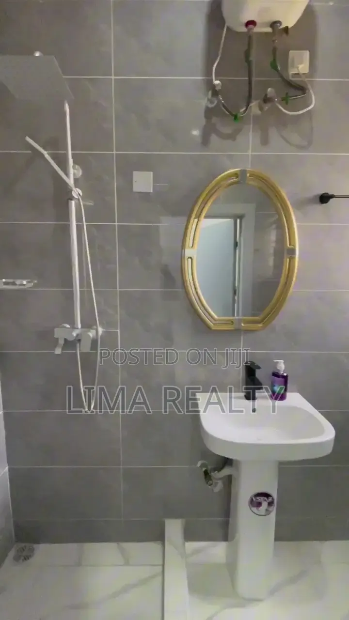 4 Bedroom Self Compound in Lekki Phase 2