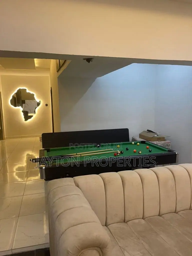 Luxury 4 Bedroom in Wuse 2