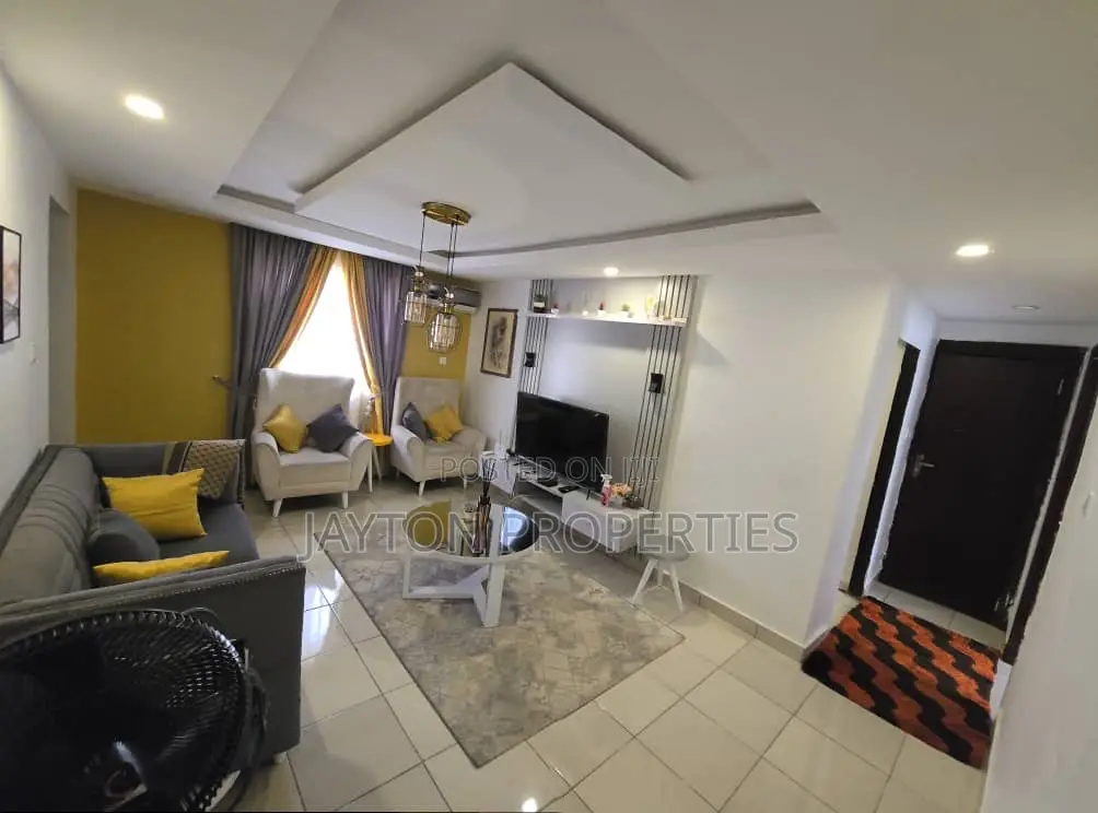 Cozy 2 Bedroom in Life Camp