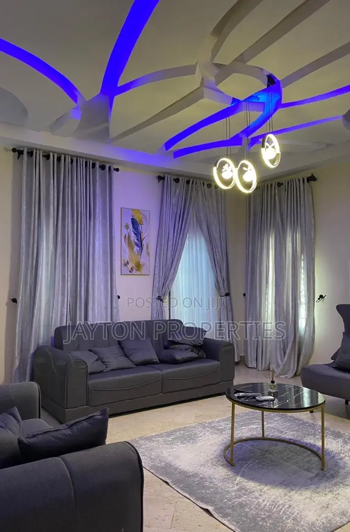 Luxury 3 Bedroom in Life Camp