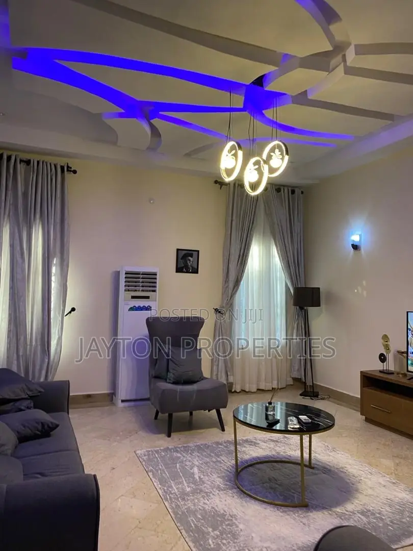 Luxury 3 Bedroom in Life Camp