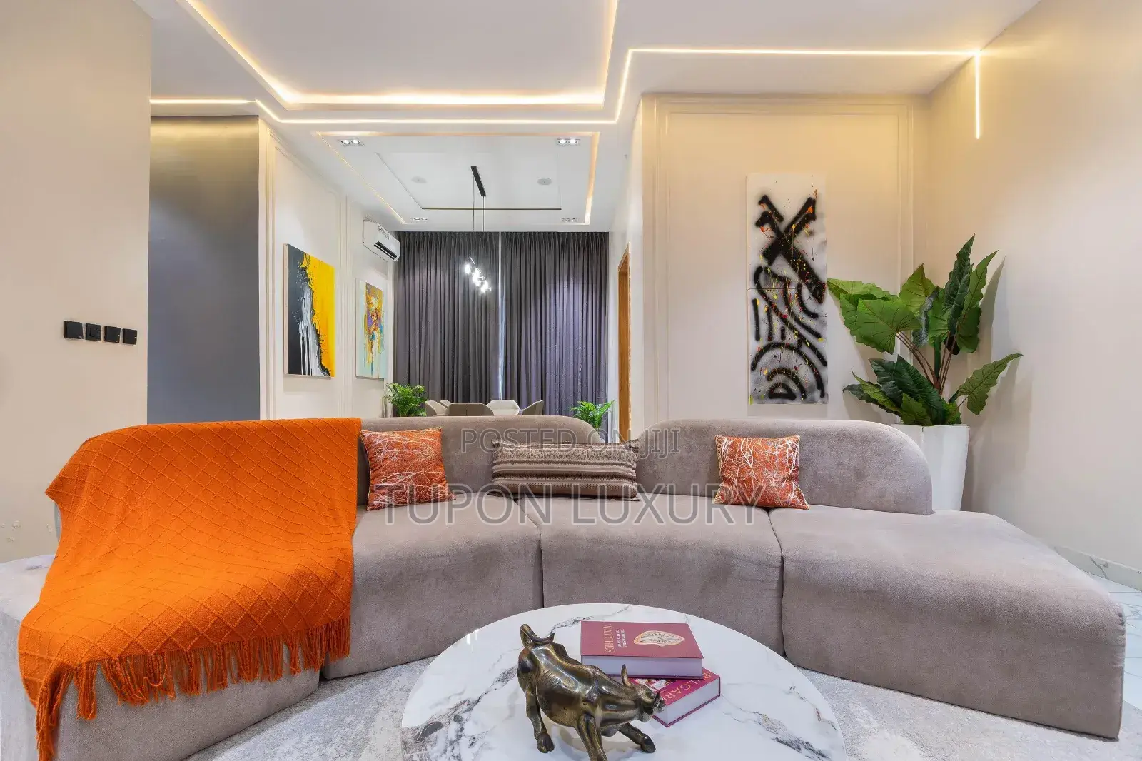 Luxury 2bedroom Apartment With Pool and Ps5 in Ikate