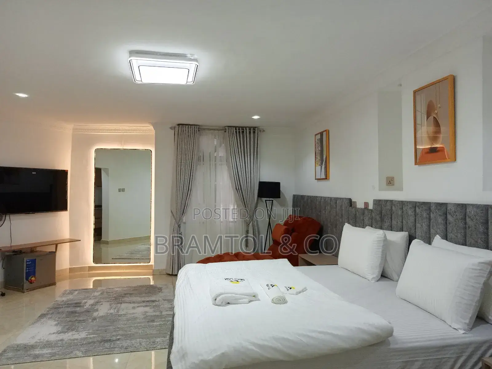 Executive Standard Selfcon/Studio With Toilet and Kitchen in Wuse 2