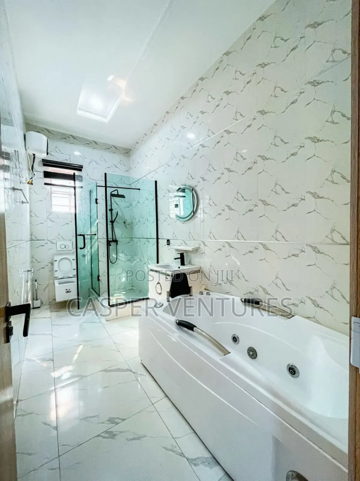 Captivating Cozy Home in Ikate