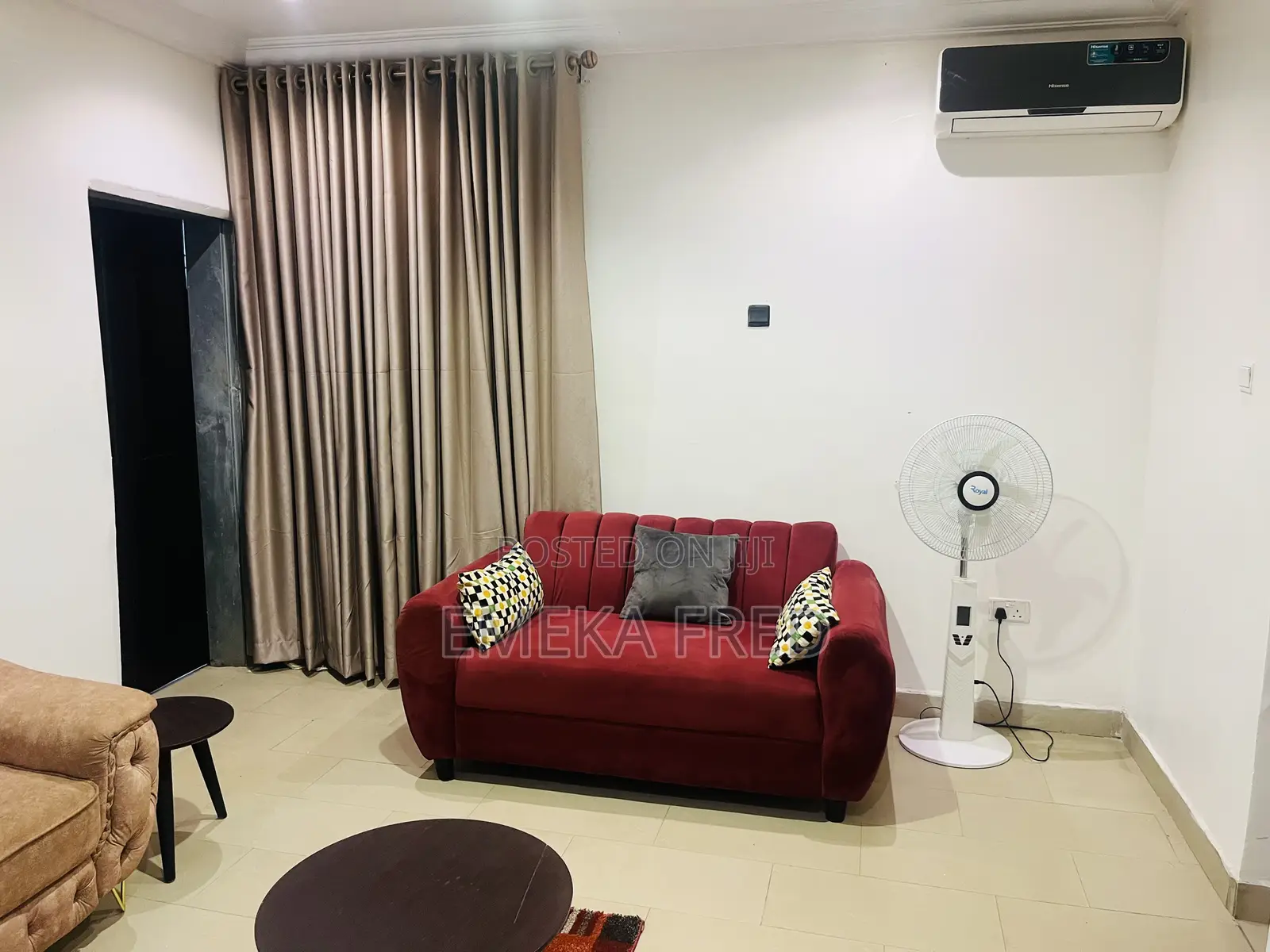 One Bedroom and Parlor in Zone 5 / Wuse