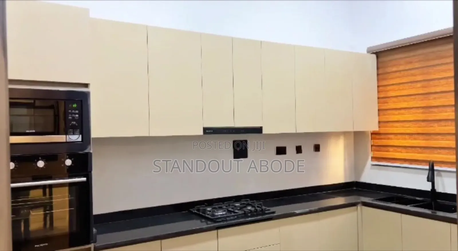 2 Bedroom Shortlet Apartment Available in Vi in Victoria Island
