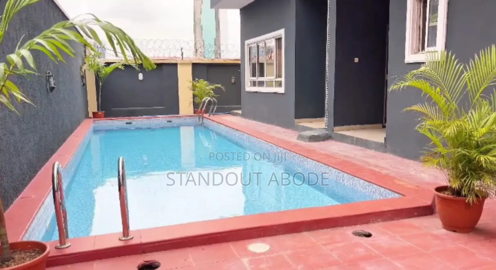 2 Bedroom Shortlet Apartment Available in Vi in Victoria Island