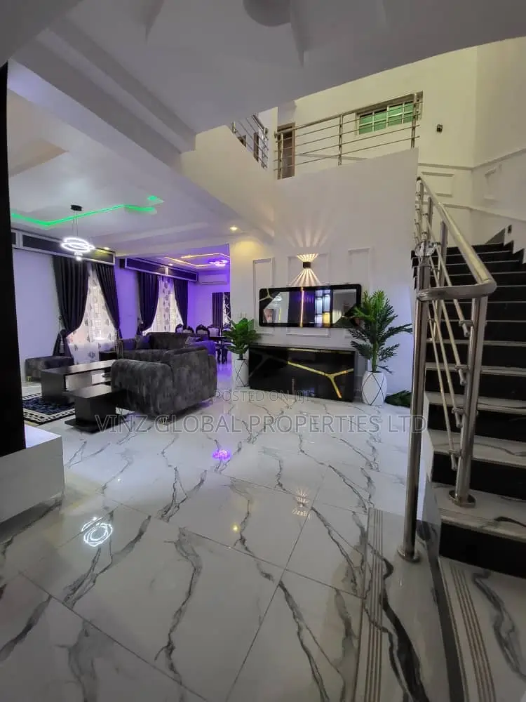 A Perfect Staycation Apartment Fully Serviced 4-Bedroom Duplex in Sangotedo
