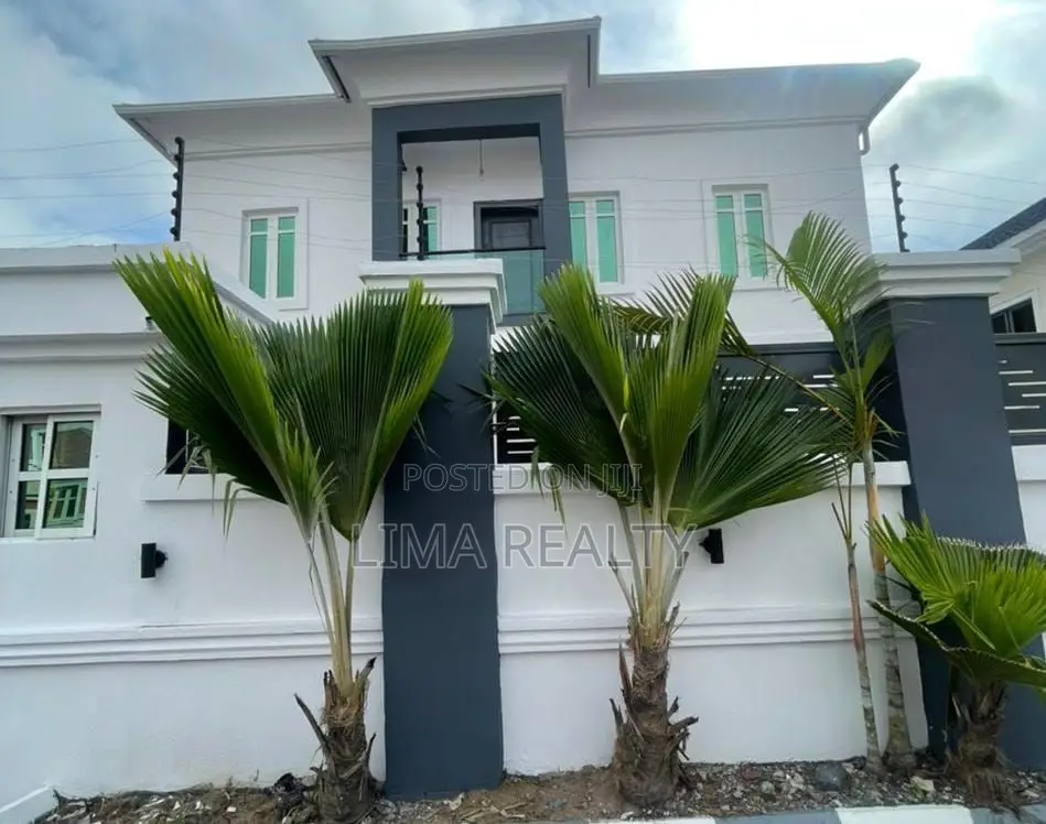 Self Compound 4 Bed Chevron/Party Normal Stay in Chevron