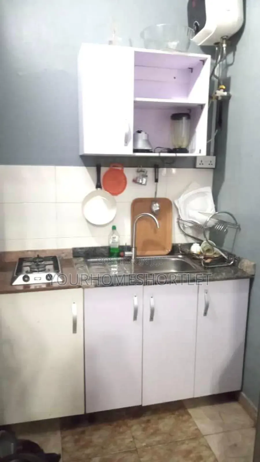 Clean Studio Apartment With Smart Tv for Daily/Weekly/ Monthly in Adeniyi Jones