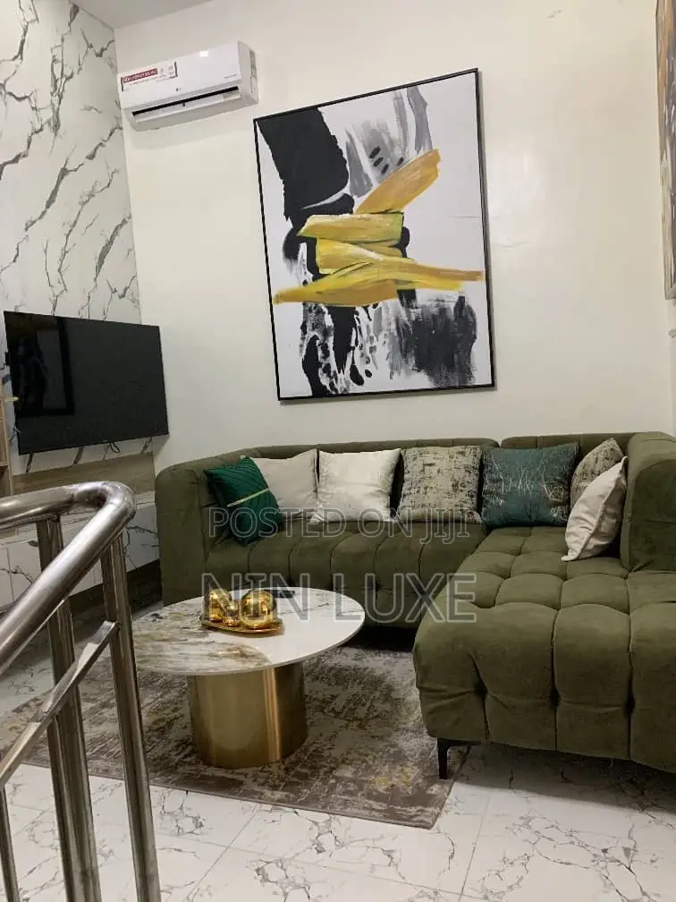 Daily/Weekly/Monthly Affordable Apartment Available in Lekki Phase 2