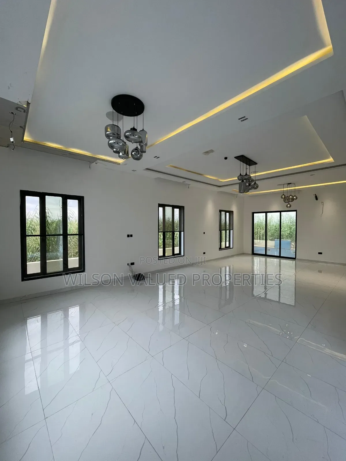 5bdrm Duplex in Wvp Homes 🏡 ✨️, Chevron for sale in Chevron