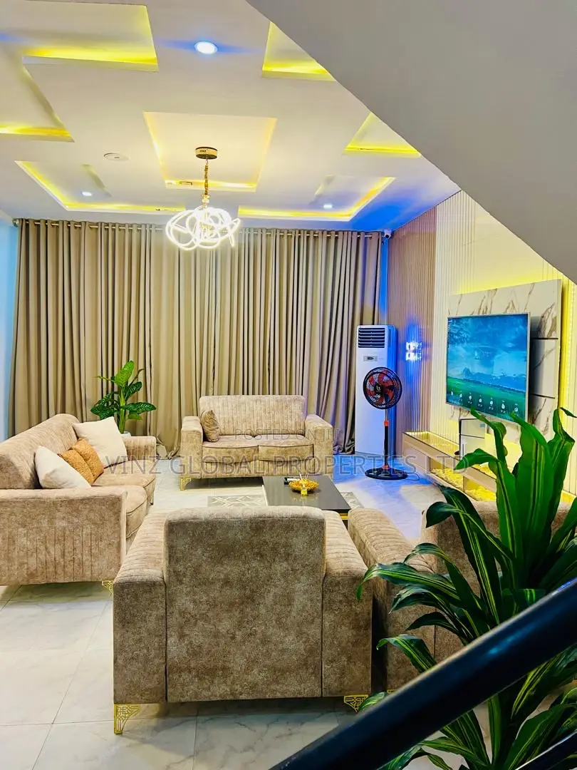 Newly Renovated 4 Bedroom Detached Duplex With Excellent Facilities in Ajah