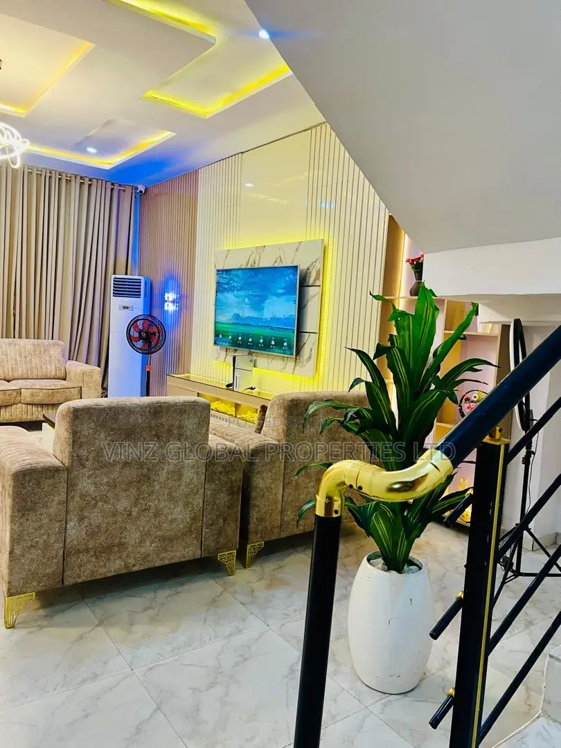 Newly Renovated 4 Bedroom Detached Duplex With Excellent Facilities in Ajah