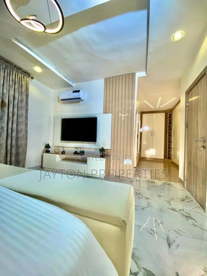 2 Units of 4bedroom Party Apartment in Life Camp