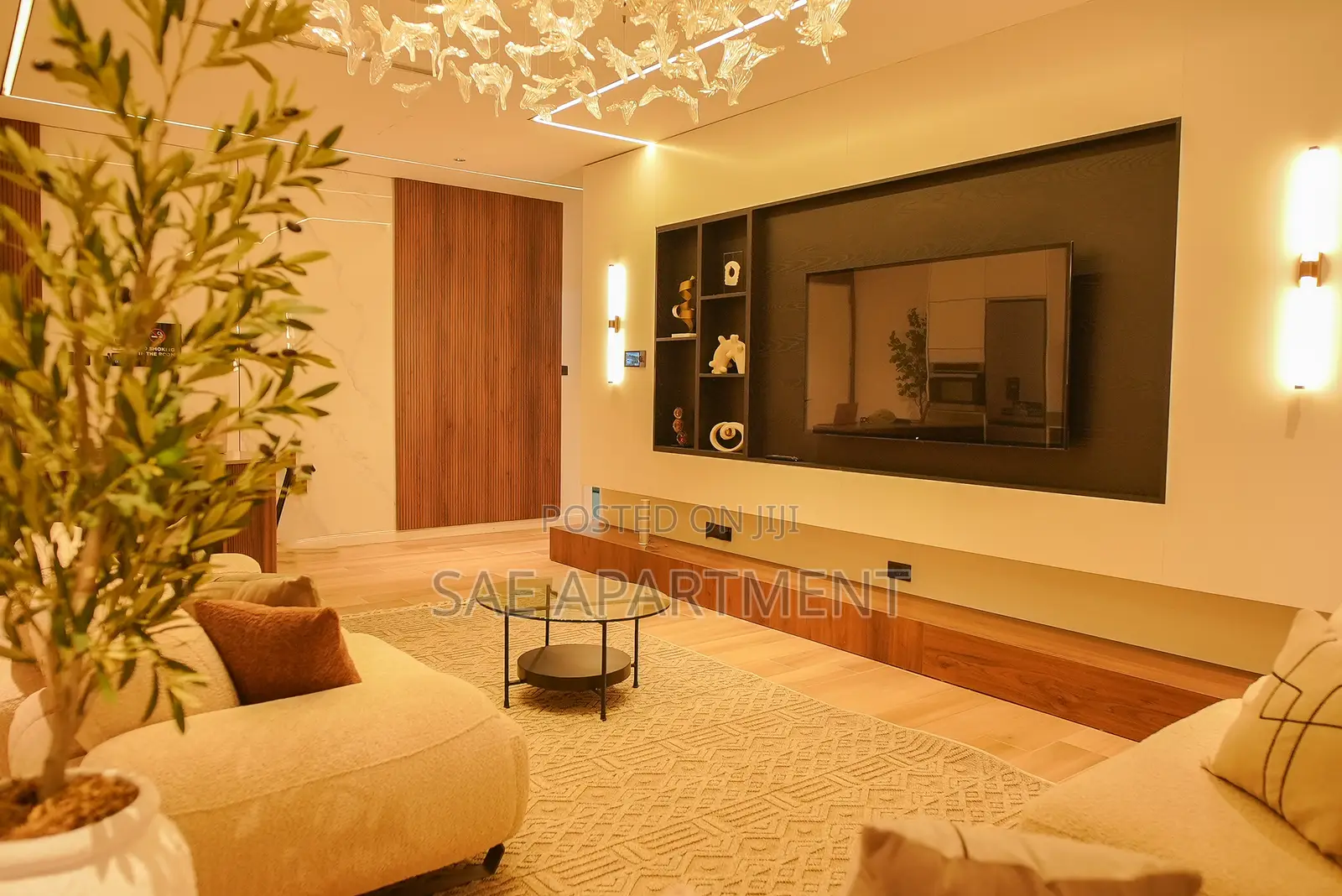 Prestigious Three Bedroom Apartment, Wuse 2 Abuja in Wuse 2