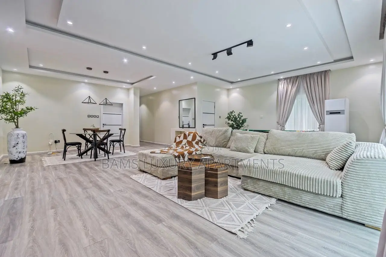 Newest 3 Bedrooms at Ikoyi Perfect for December Bookings in Ikoyi