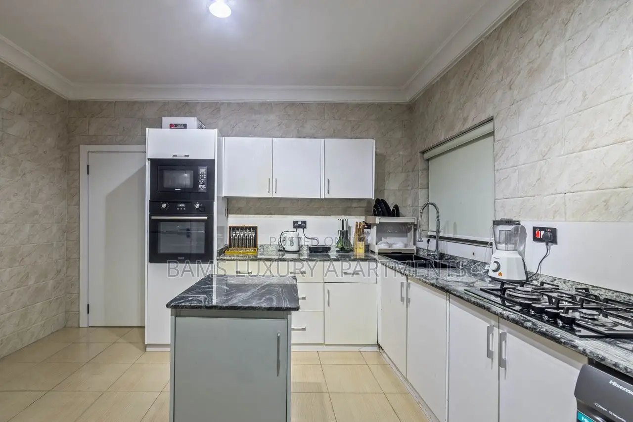 Newest 3 Bedrooms at Ikoyi Perfect for December Bookings in Ikoyi