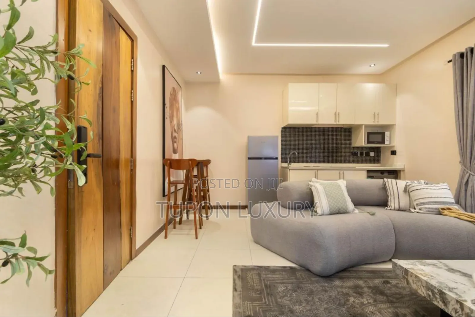 Luxury 1bedroom With Private Cinema , Ps5 Pool in Lekki Phase 1