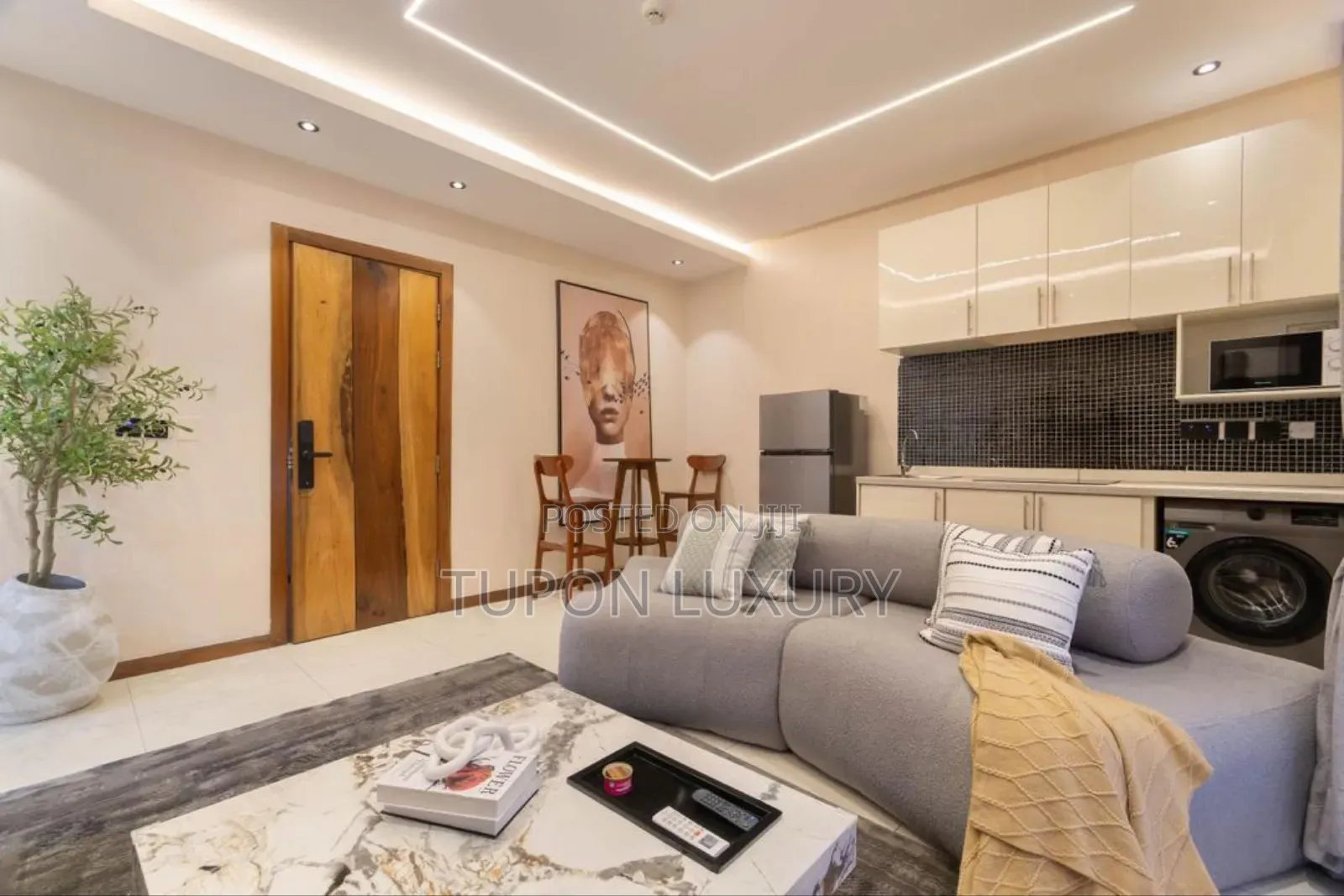 Luxury 1bedroom With Private Cinema , Ps5 Pool in Lekki Phase 1