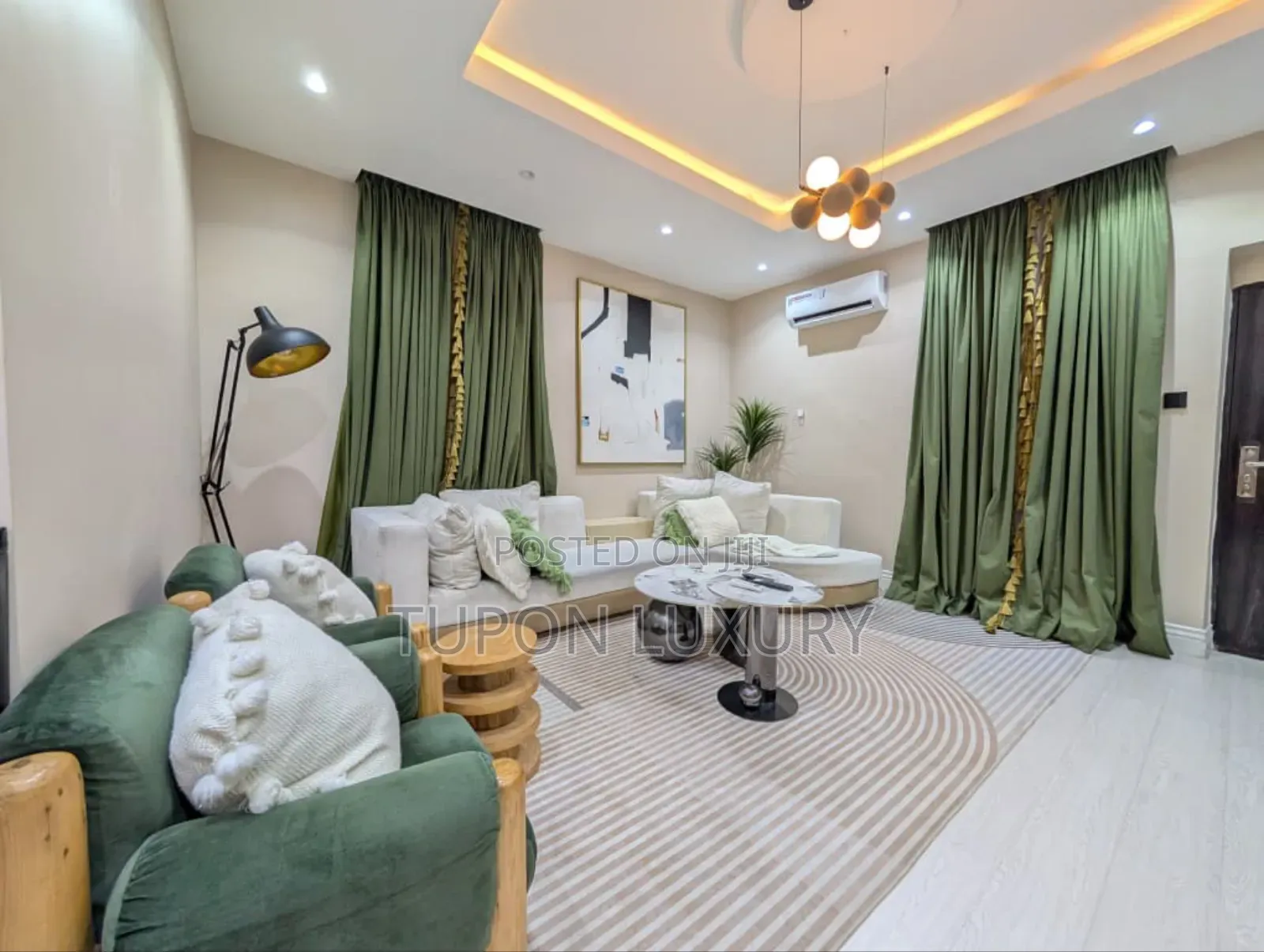 Luxury 2bedroom With Work Space and Ps5 in Victoria Island