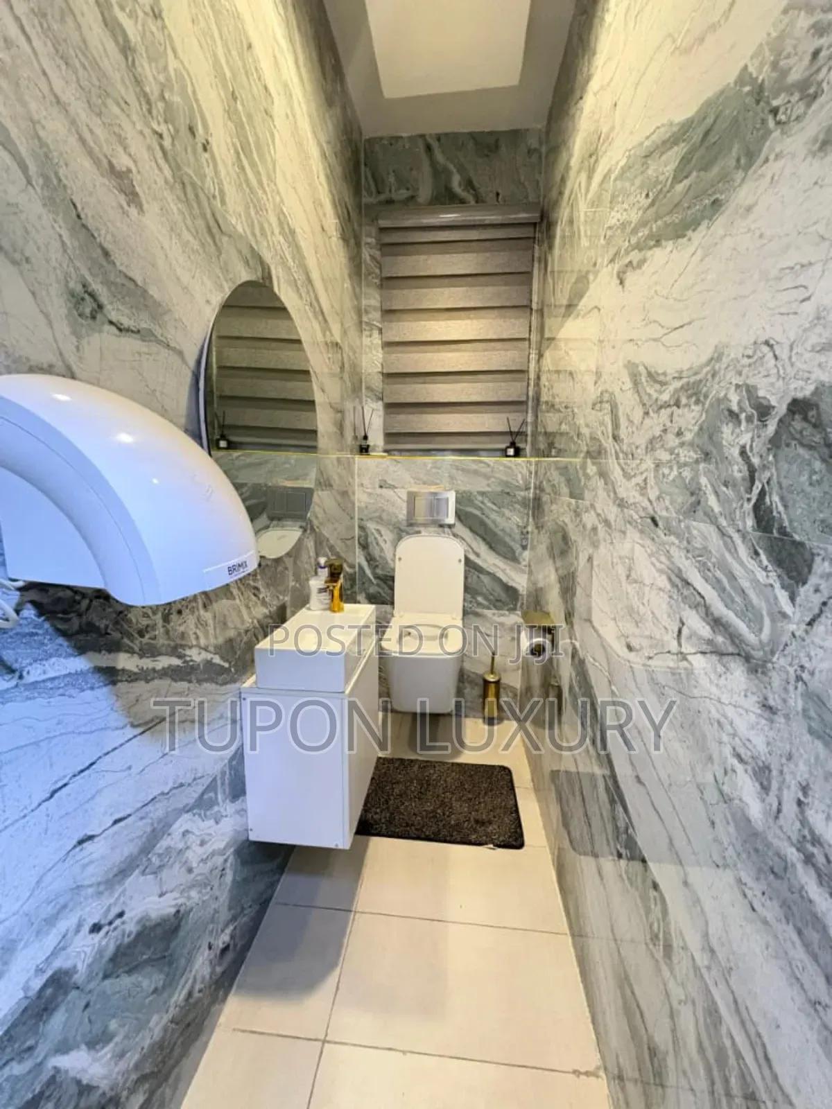 Luxury 2bedroom With Work Space and Ps5 in Victoria Island