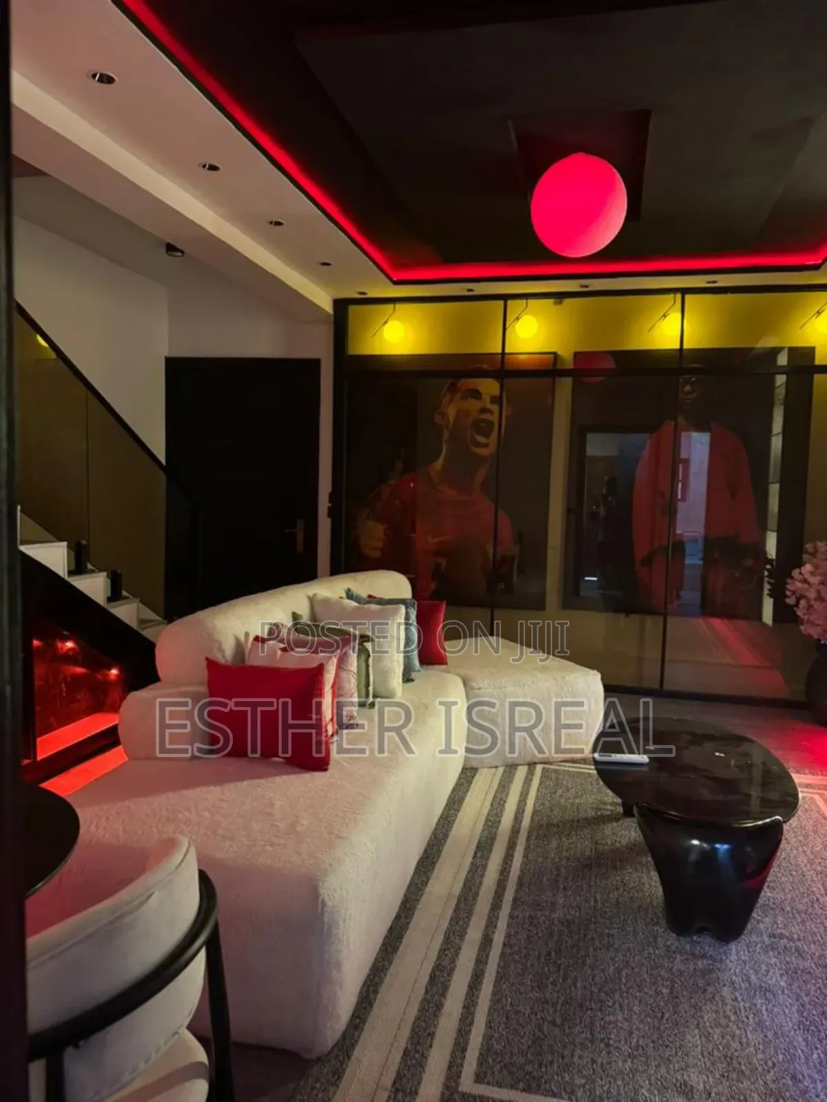 Red 2 Bedroom Ikate in Ikate