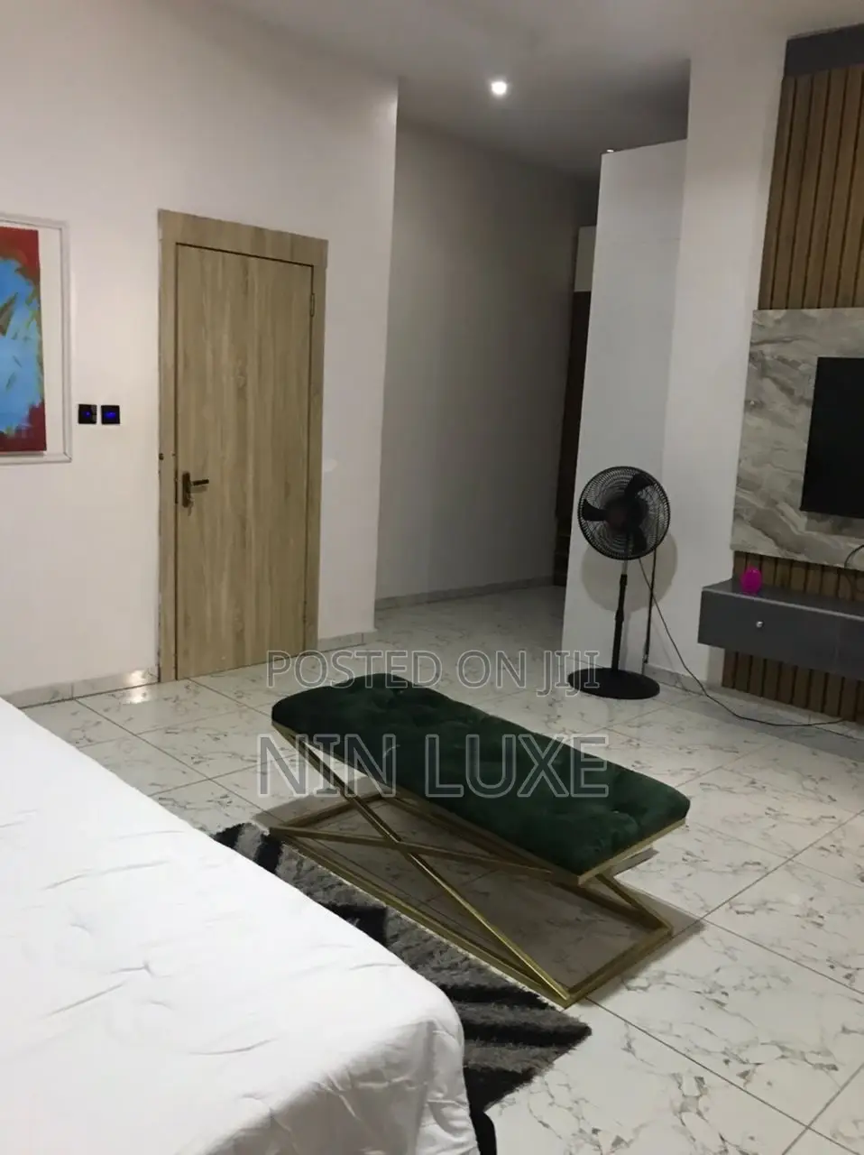 Master Bedroom Going for Daily,Weekly and Monthly Stay in Chevron
