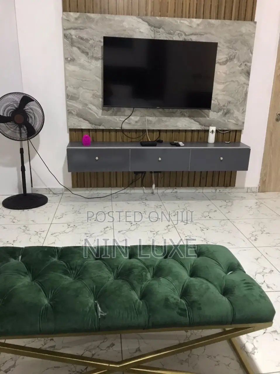 Master Bedroom Going for Daily,Weekly and Monthly Stay in Chevron