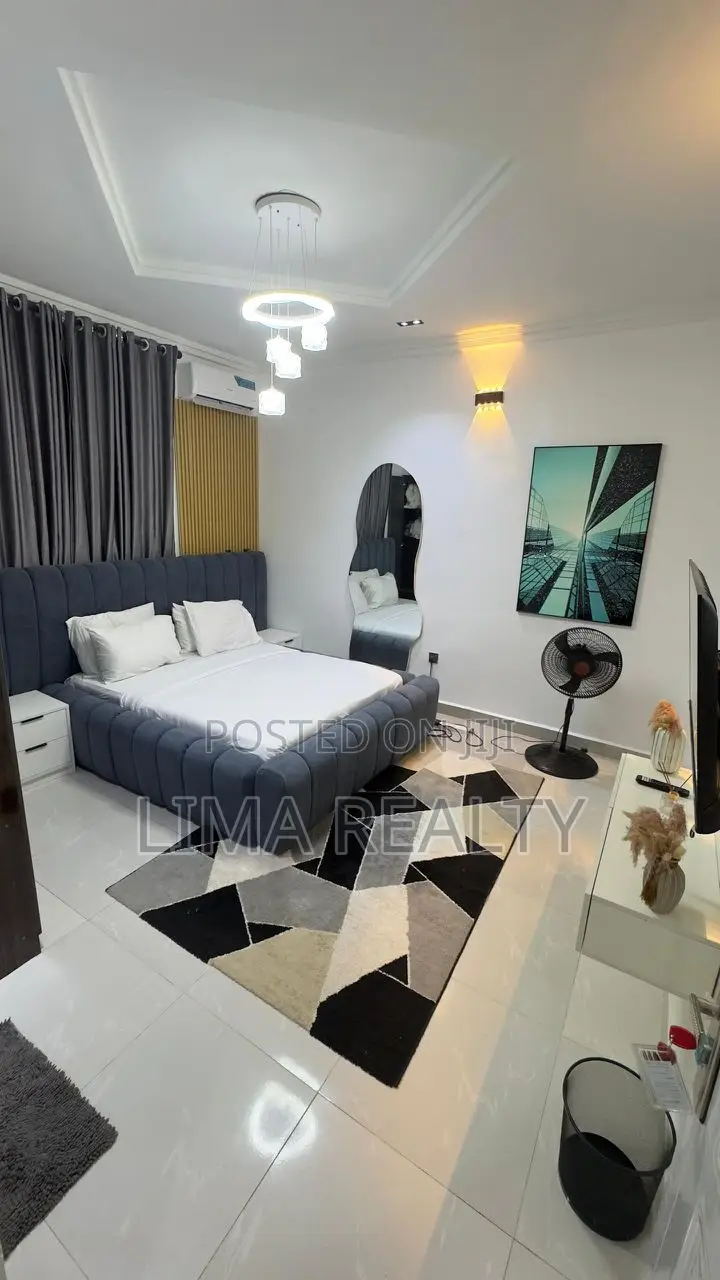 Luxury 2 Bedroom in Zone 2 / Wuse