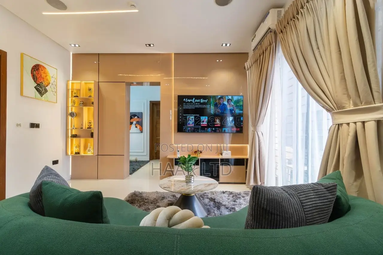 1-Bedroom Apartment With Cinema in Lekki Phase 1