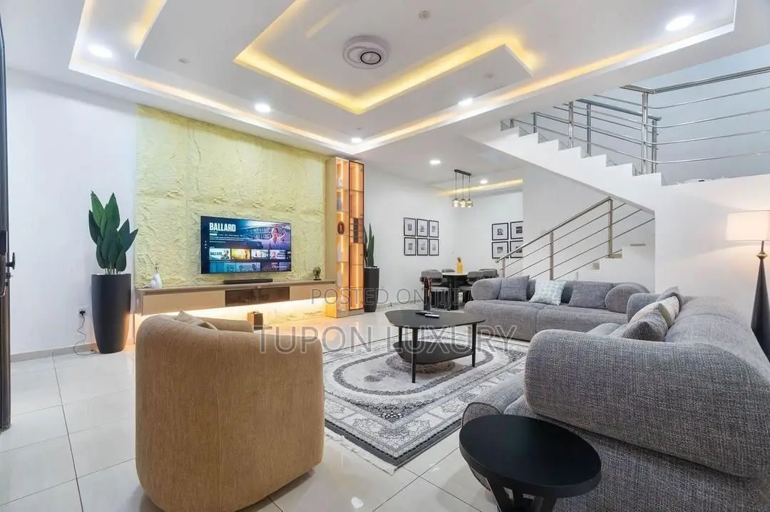 4bedroom Duplex With Pool, Gym, Snooker in Victoria Island