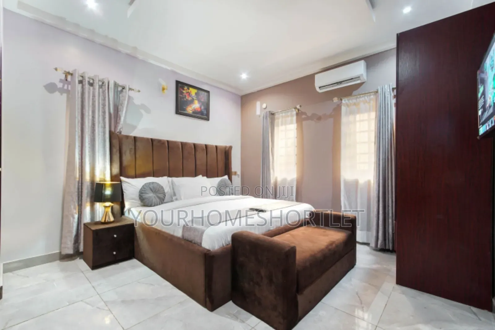 Spacious Luxury 3 and 2 Bedroom Apartment and Table Tennis in Oregun