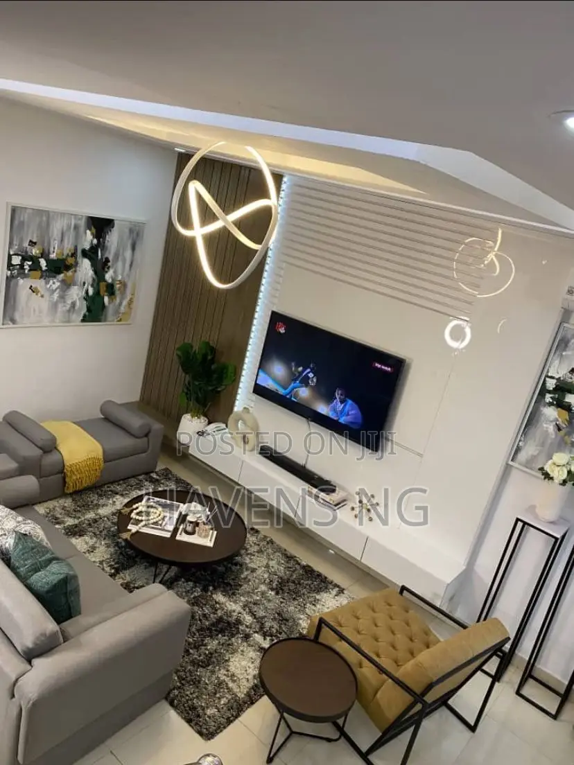 2 Bedroom Shortlet Apartment in Jericho