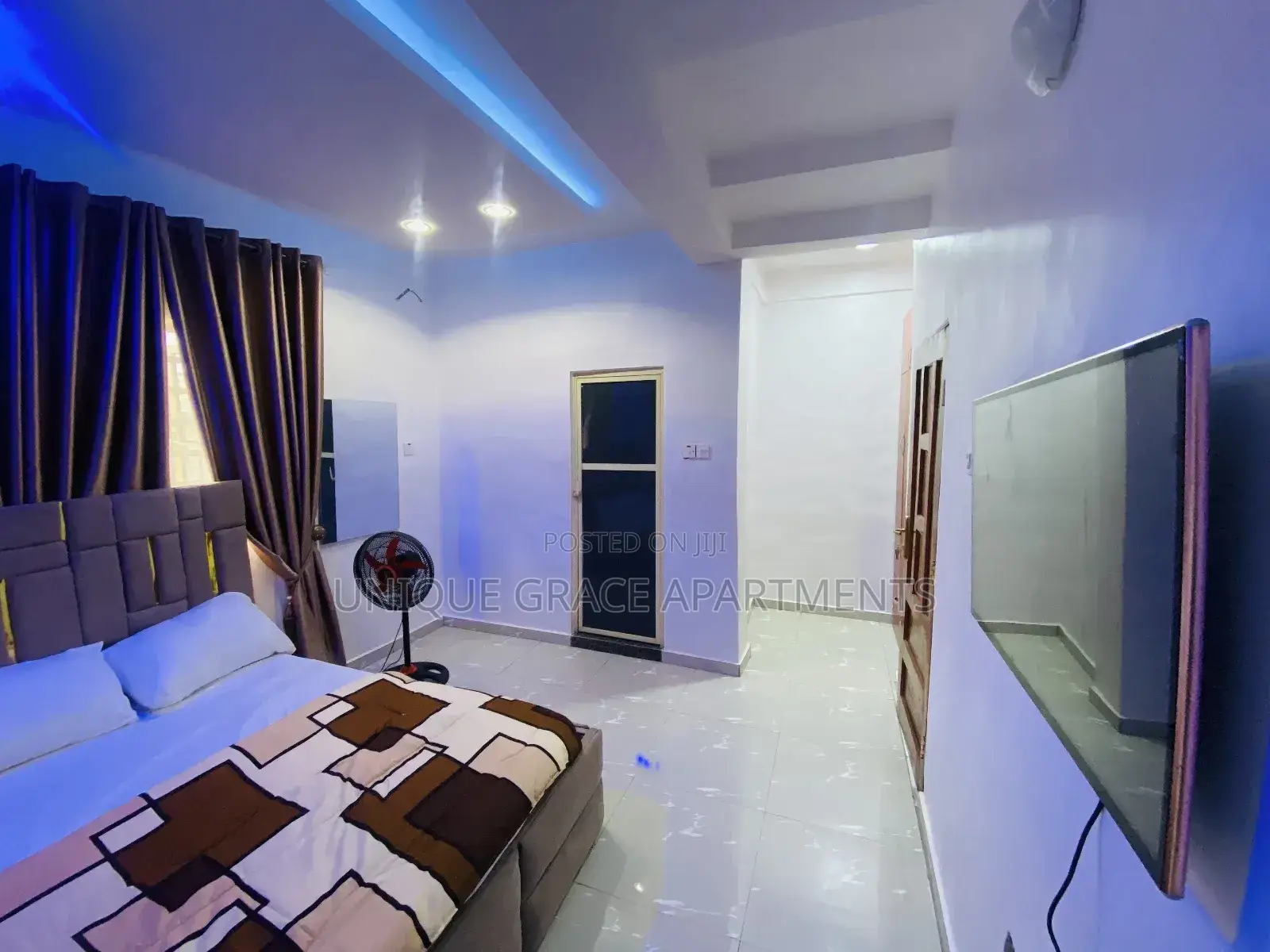 Unique One Bedroom, 24/7 Light, Wi-Fi, Acs, Netflix in Ifako-Ogba