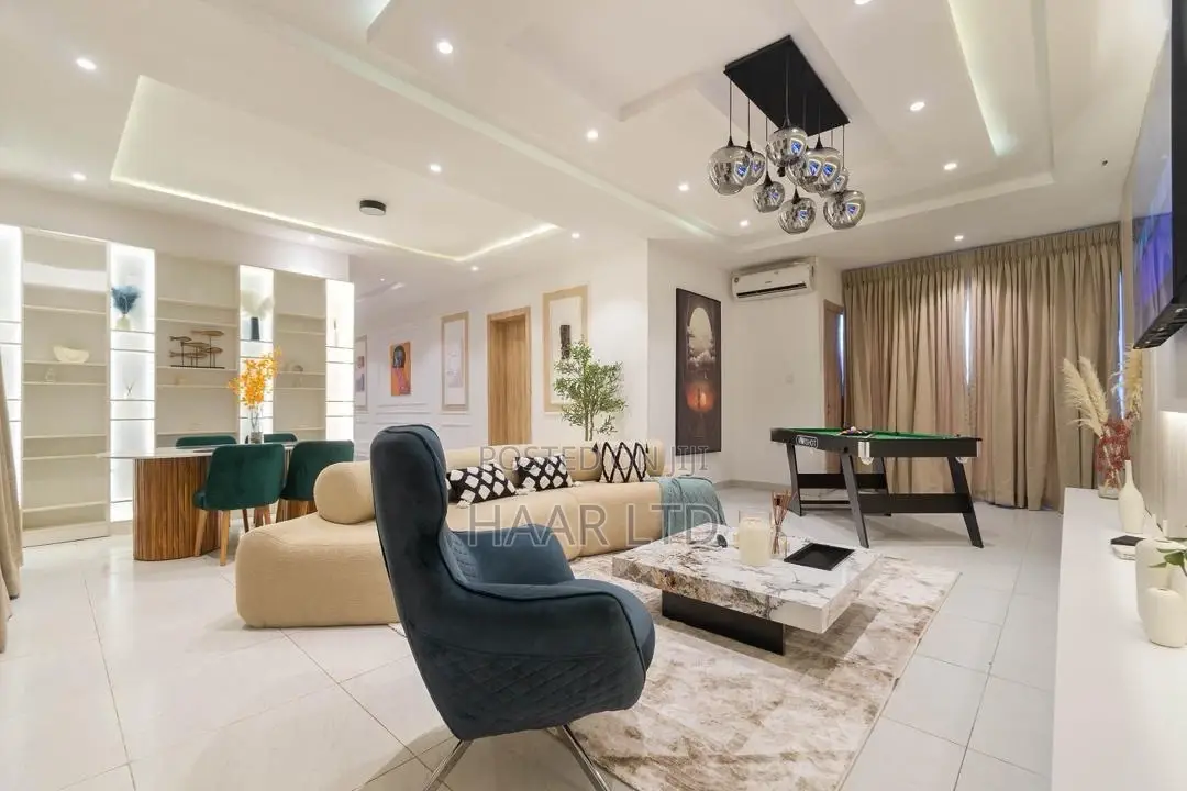 Beautiful and Luxurious 2 Bedroom Apartment in Lekki Phase 1
